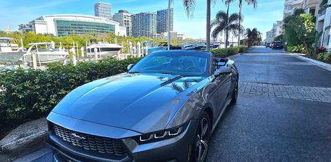 Ford Mustang 2024