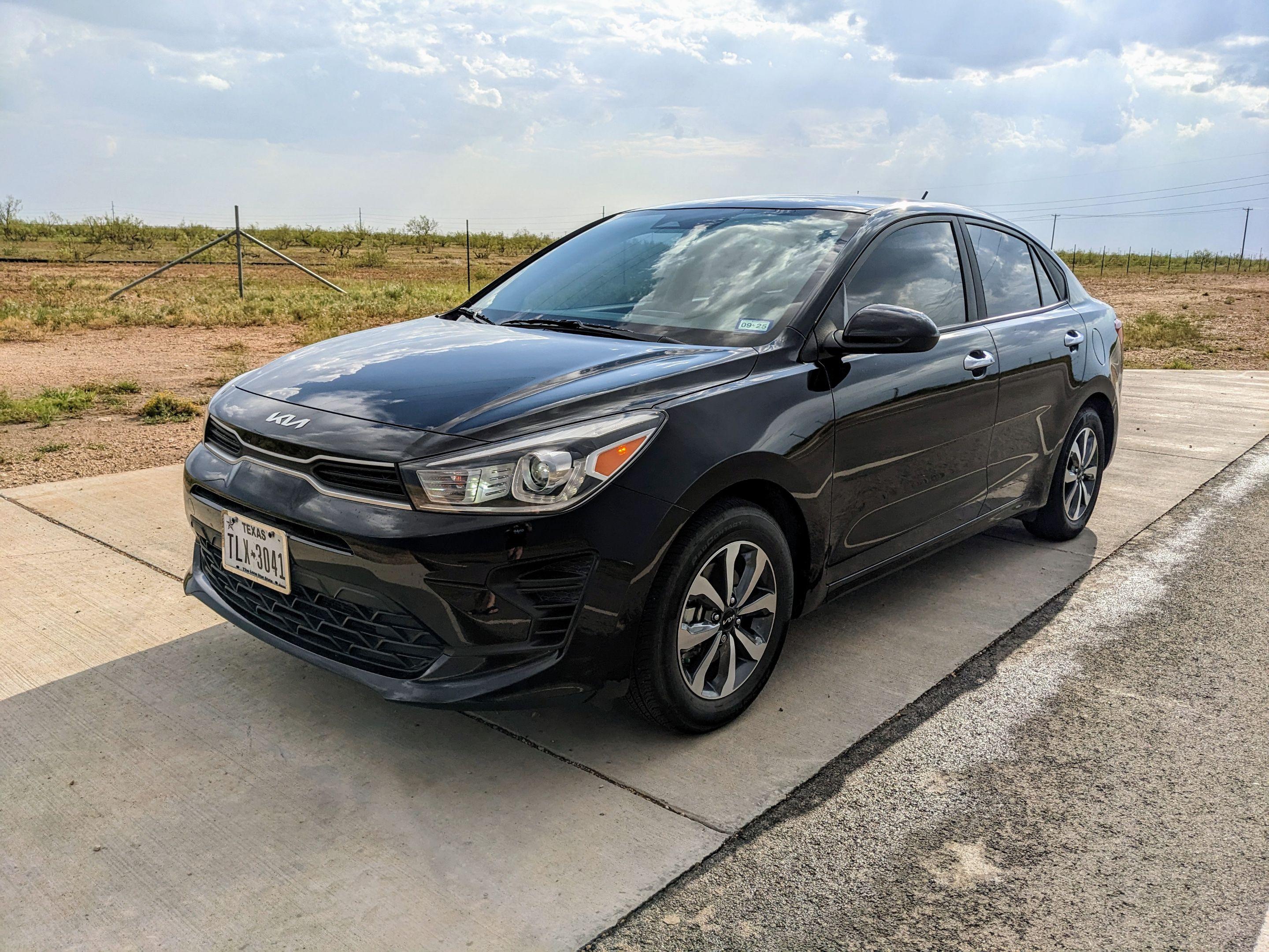 Kia Rio 2023 in Gardendale, TX