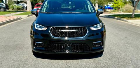 Chrysler Pacifica 2023