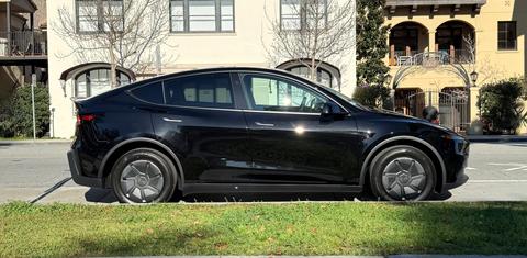 Tesla Model Y 2026