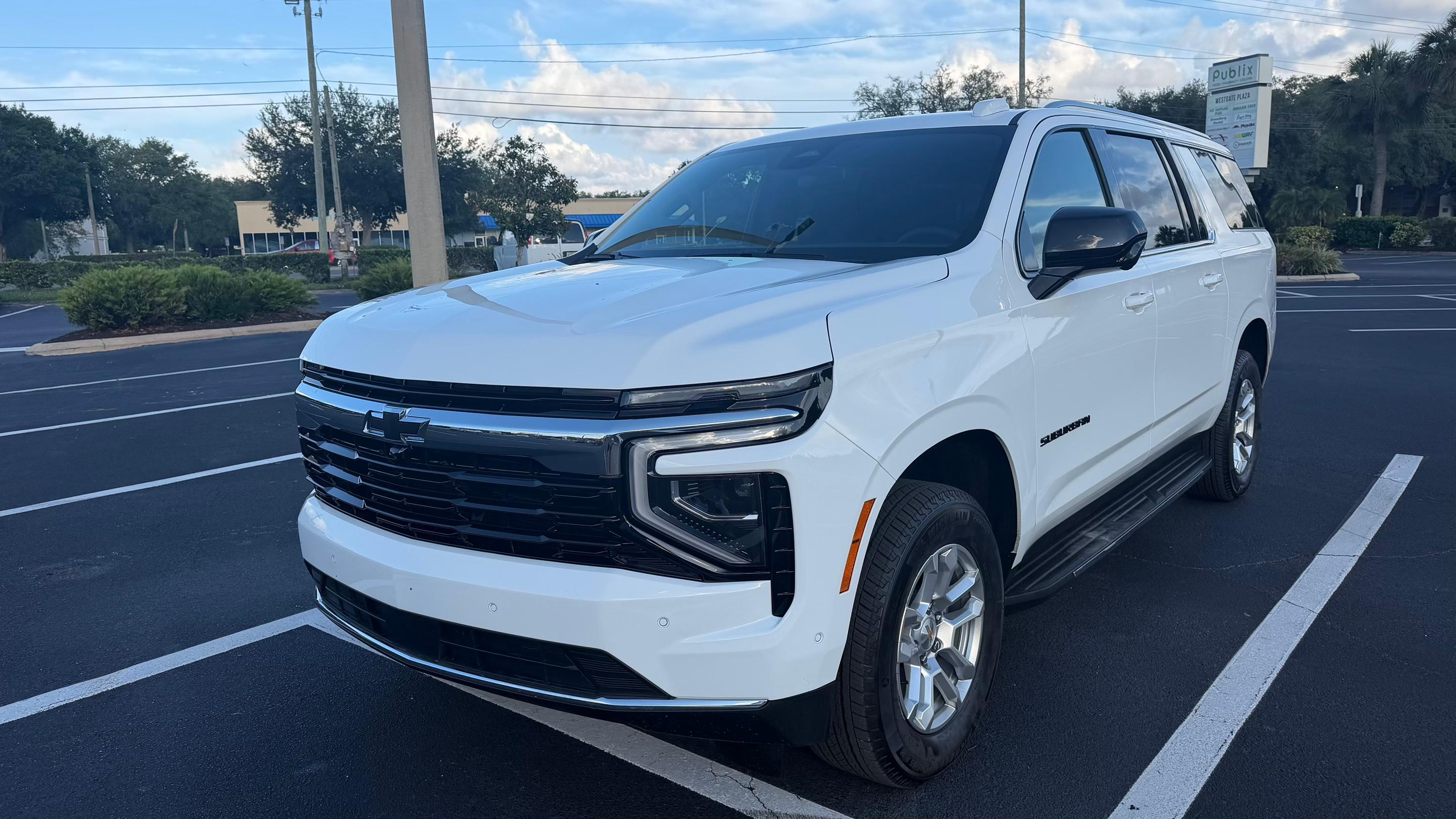 Chevrolet Suburban 2026 in 