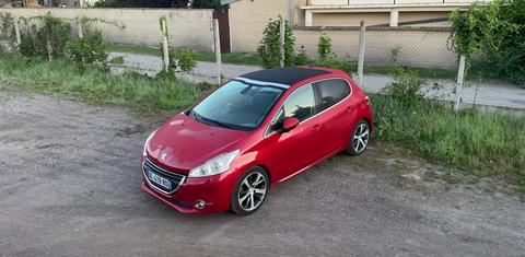 Peugeot 208 2014