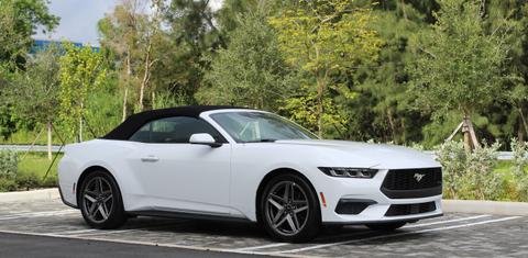 Ford Mustang 2024