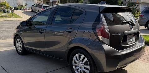 Toyota Prius c 2015