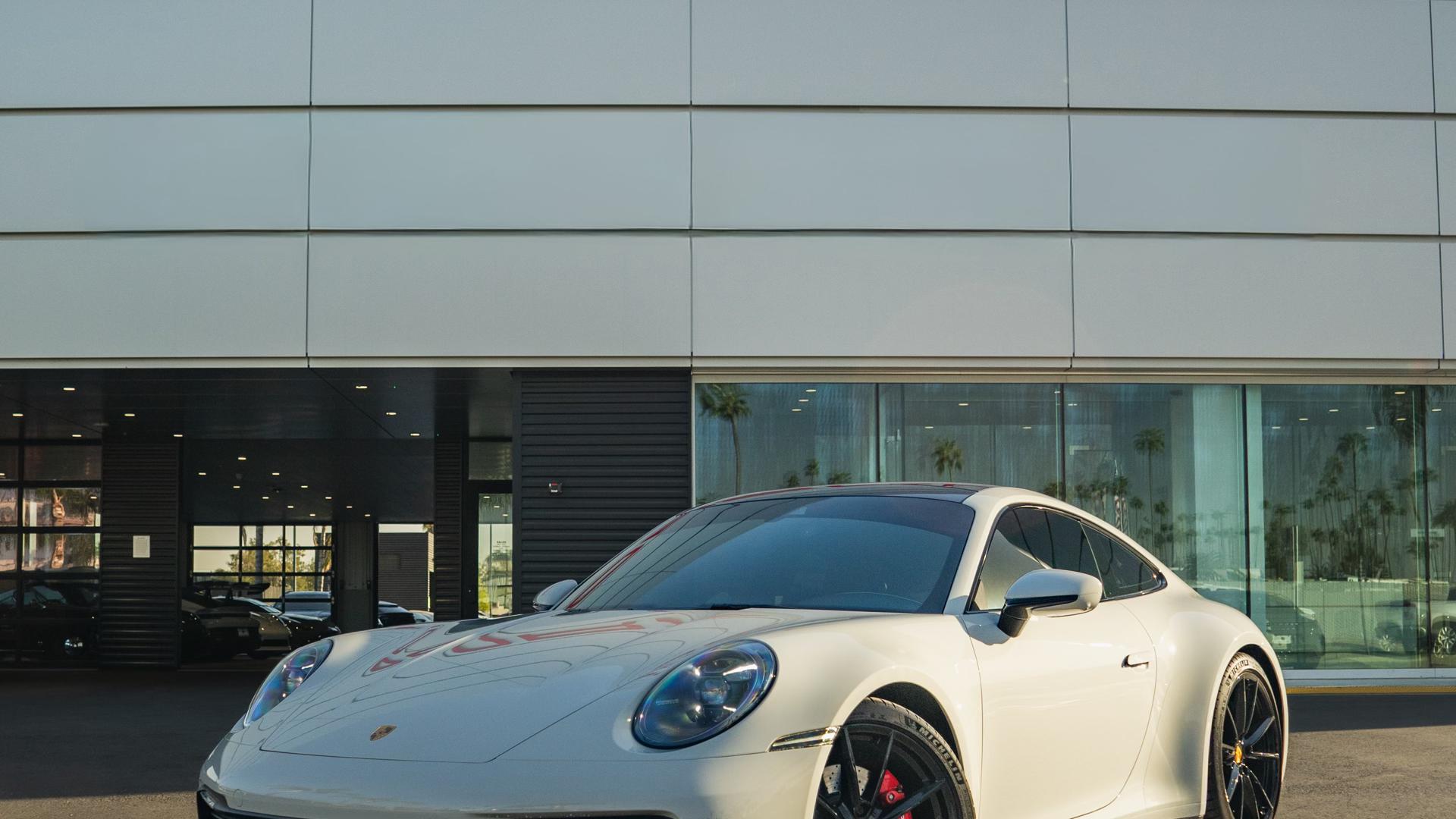 Porsche 911 2021 in Bakersfield, CA