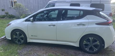 Nissan LEAF 2018