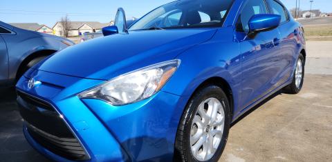 Scion iA 2016