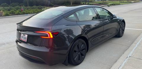 Tesla Model 3 2025