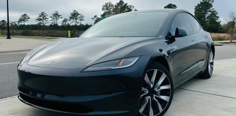 Tesla Model 3 2025