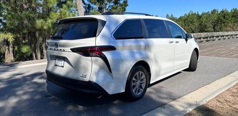 Toyota Sienna 2023