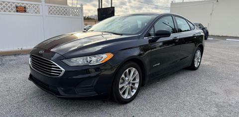 Ford Fusion Hybrid 2019