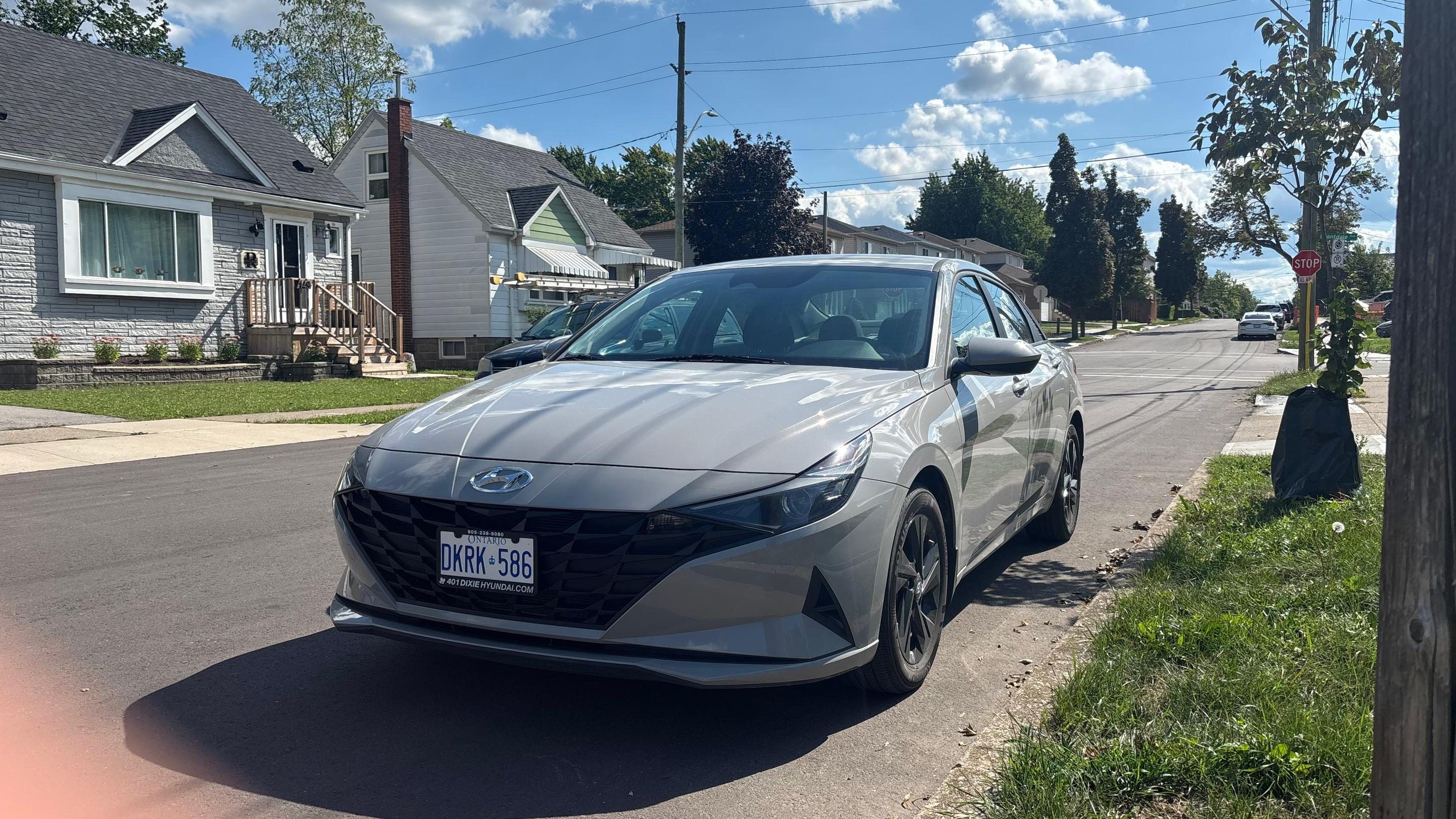 Hyundai Elantra 2022 in Hamilton, ON