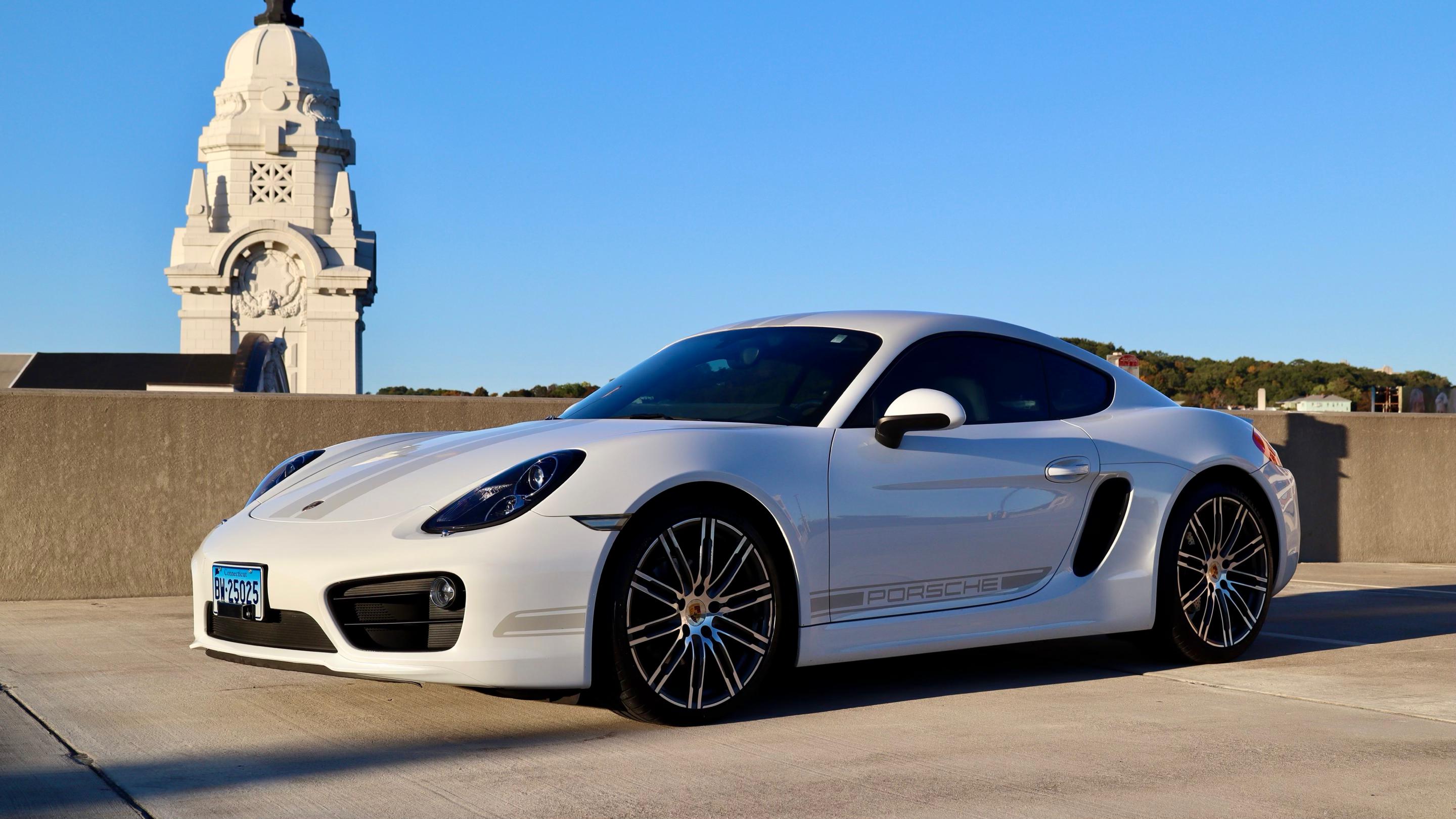 Porsche Cayman 2015 in Worcester, MA
