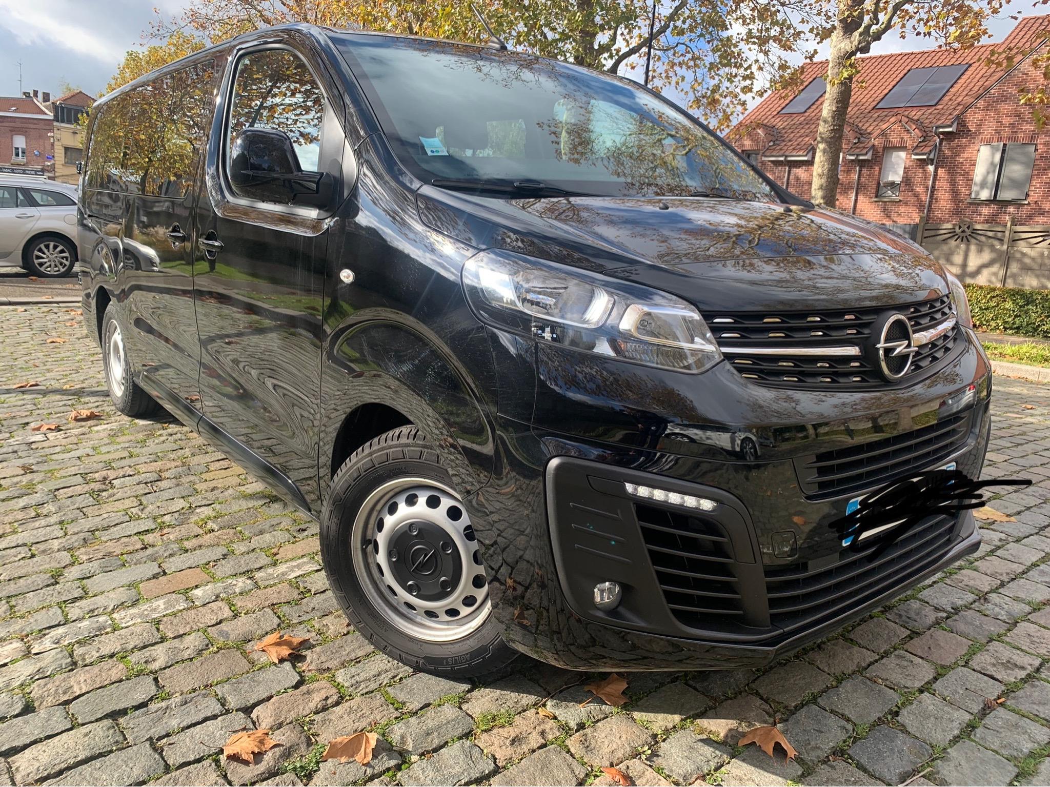 Opel VIVARO 2022 à Lille