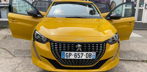Peugeot 208 2023