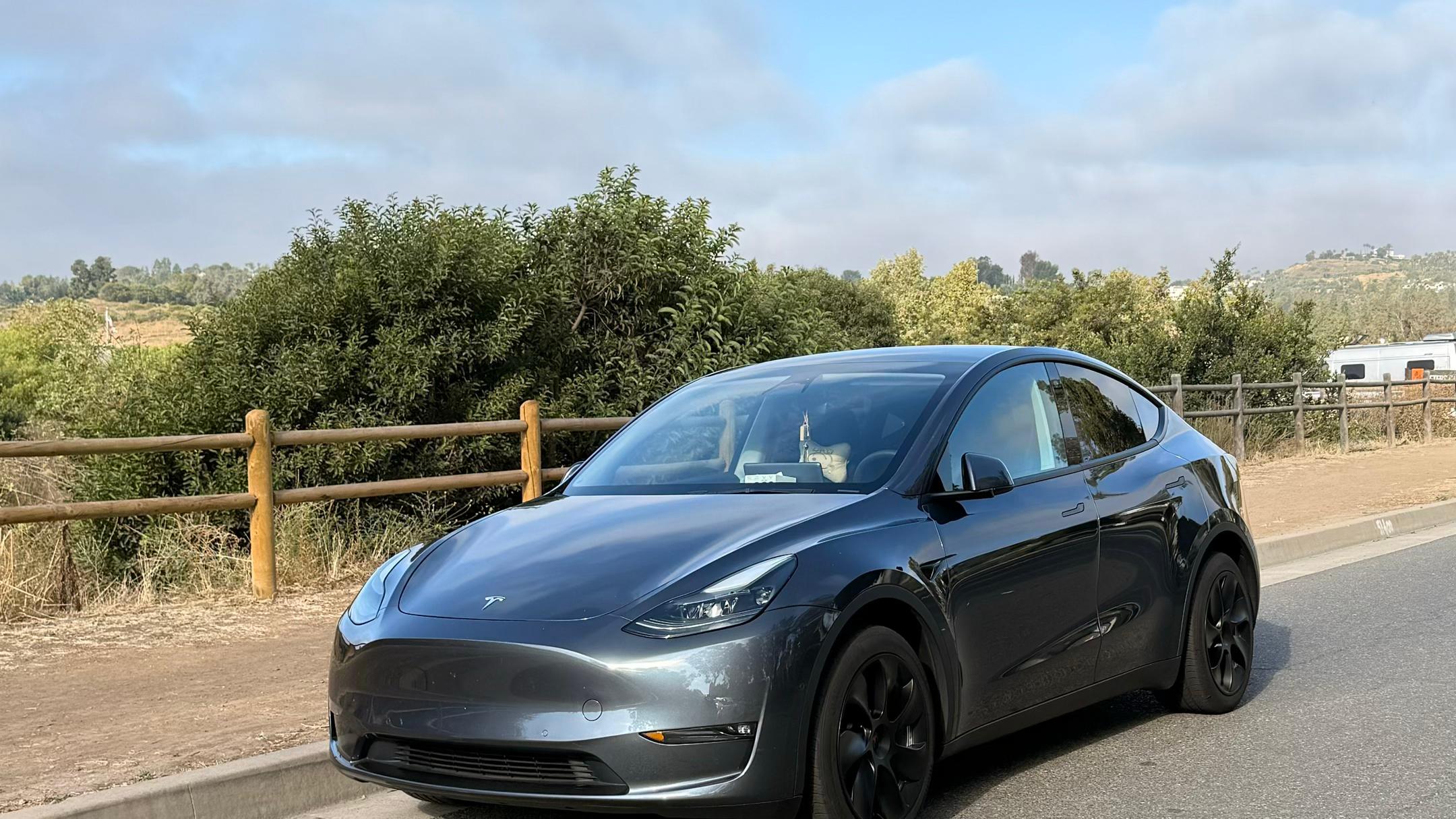 Tesla Model Y 2022 in Irvine, CA
