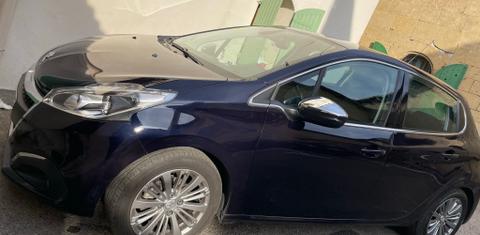 Peugeot 208 2016