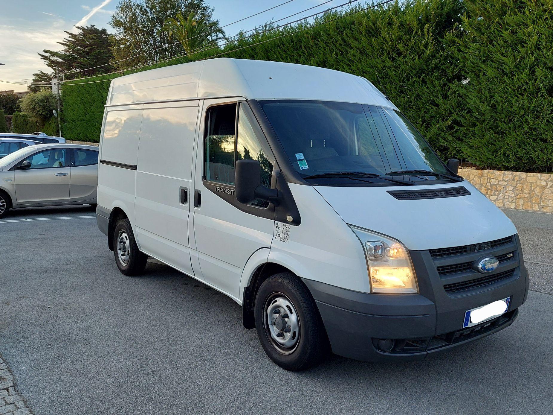 Ford TRANSIT 2008 à Mandelieu-la-Napoule
