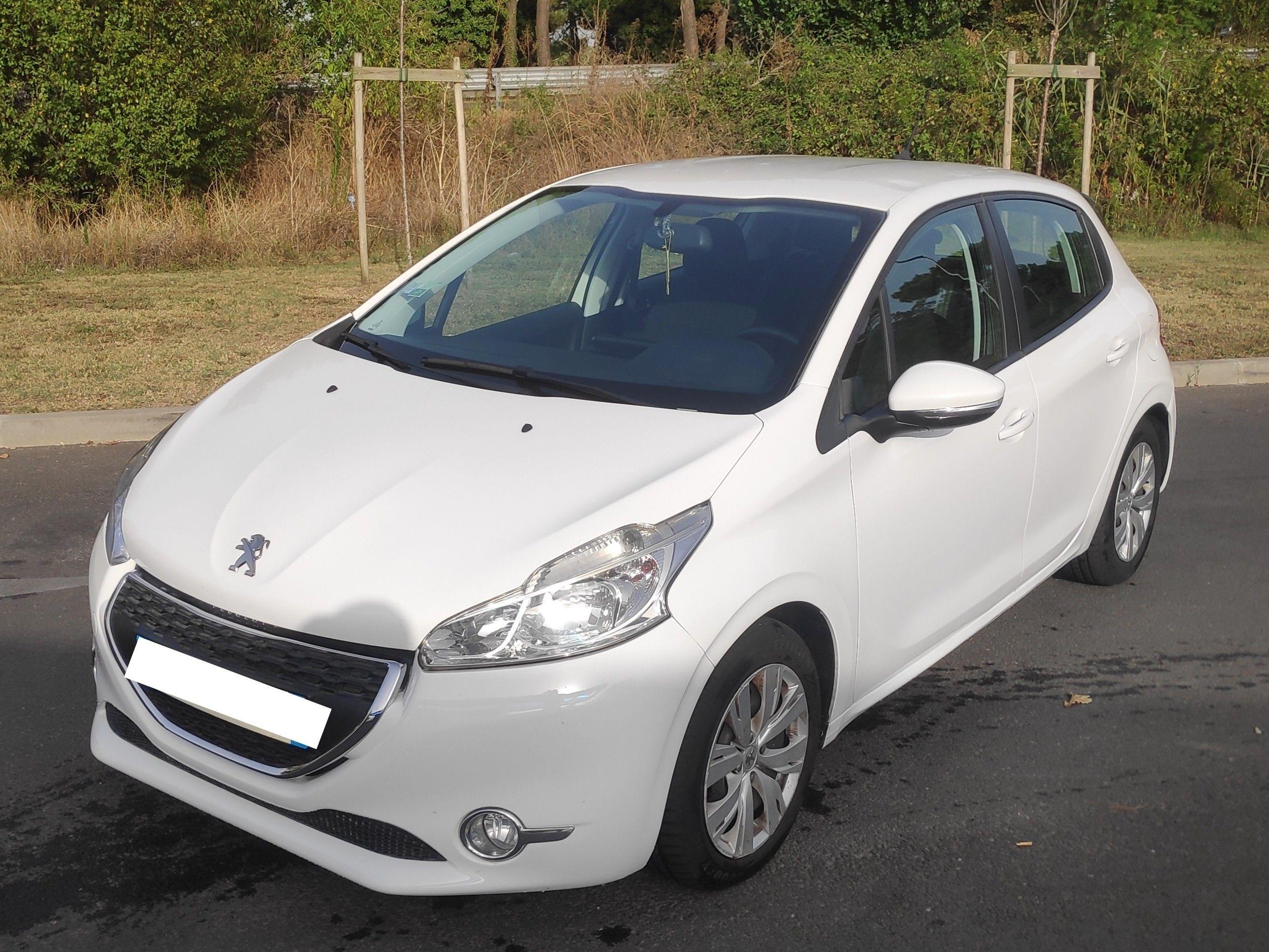 Peugeot 208 2013 in Bordeaux