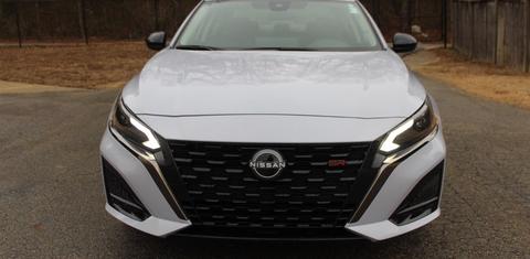 Nissan Altima 2024
