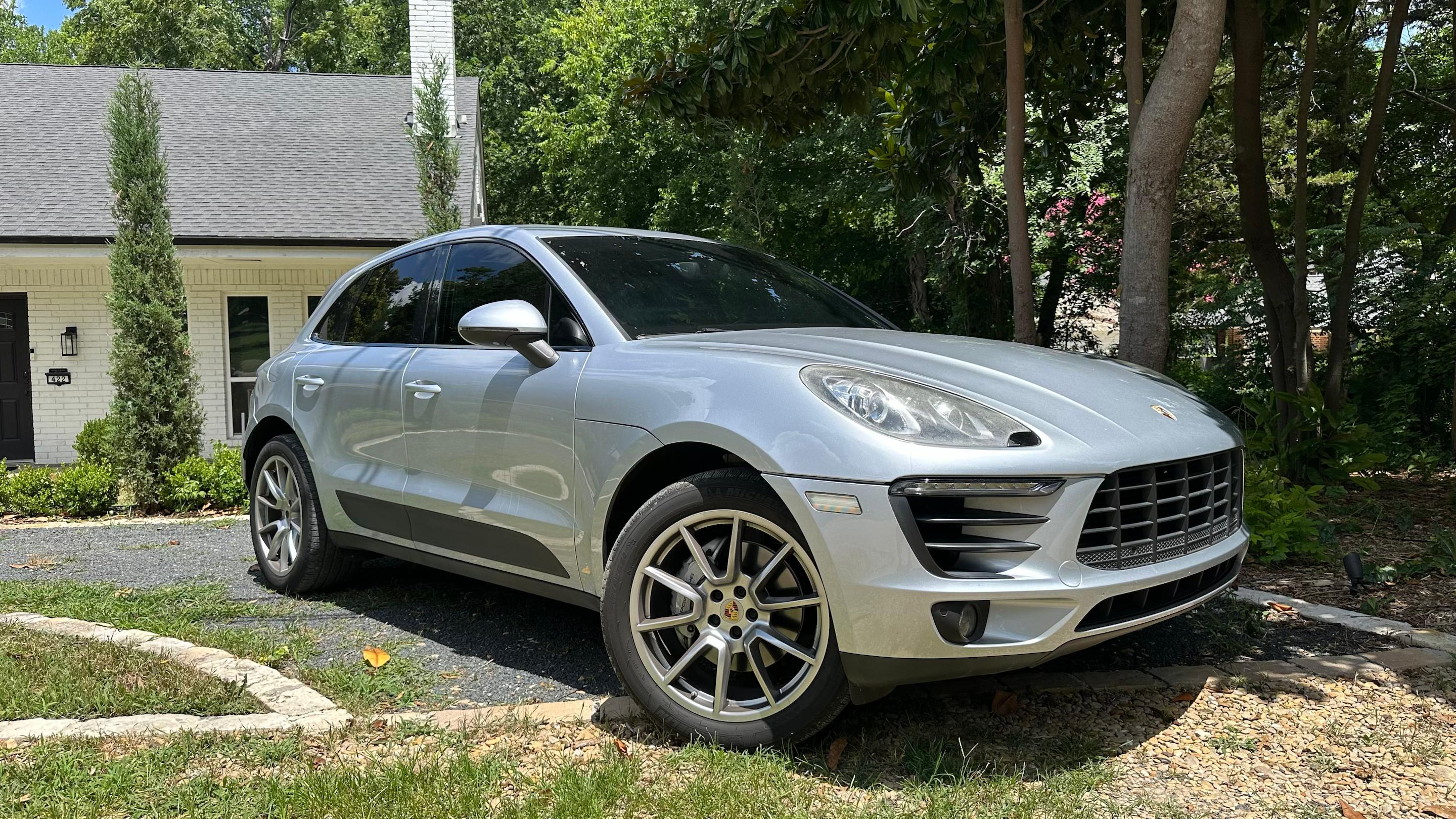 Porsche Macan 2015 in Duncanville, TX