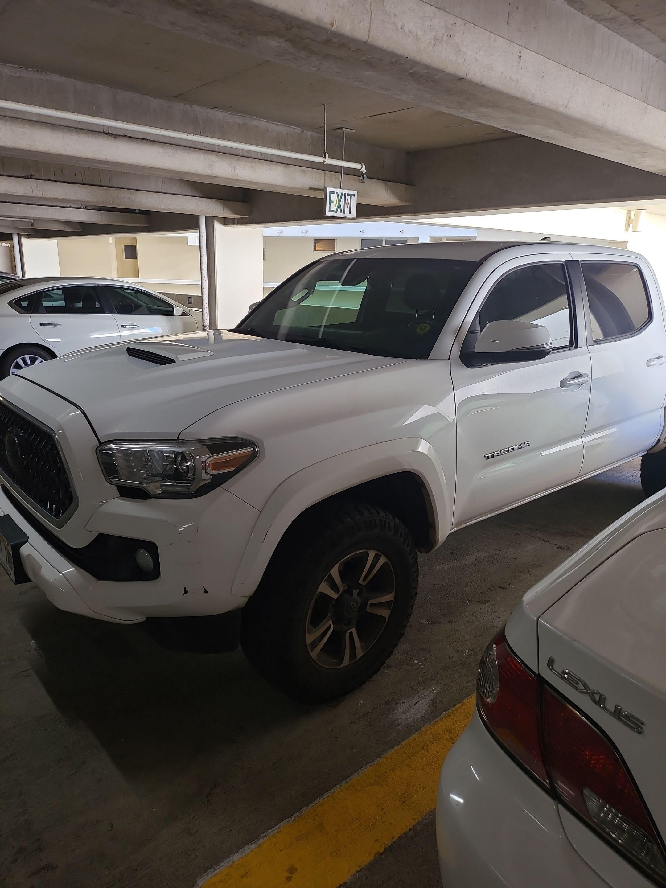 Toyota Tacoma 2018 in Honolulu, HI
