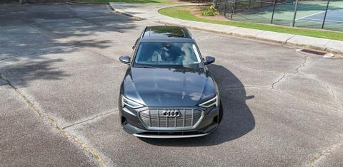 Audi e-tron 2019