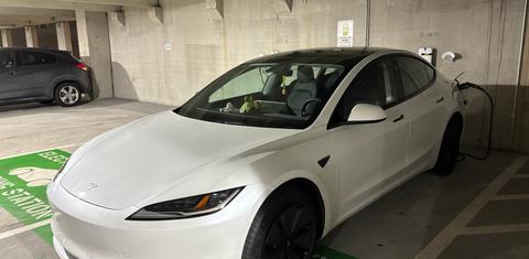 Tesla Model 3 2024