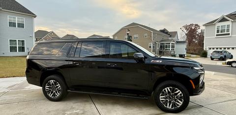 Chevrolet Suburban 2026