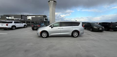 Chrysler Pacifica 2023