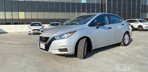 Nissan Versa 2021