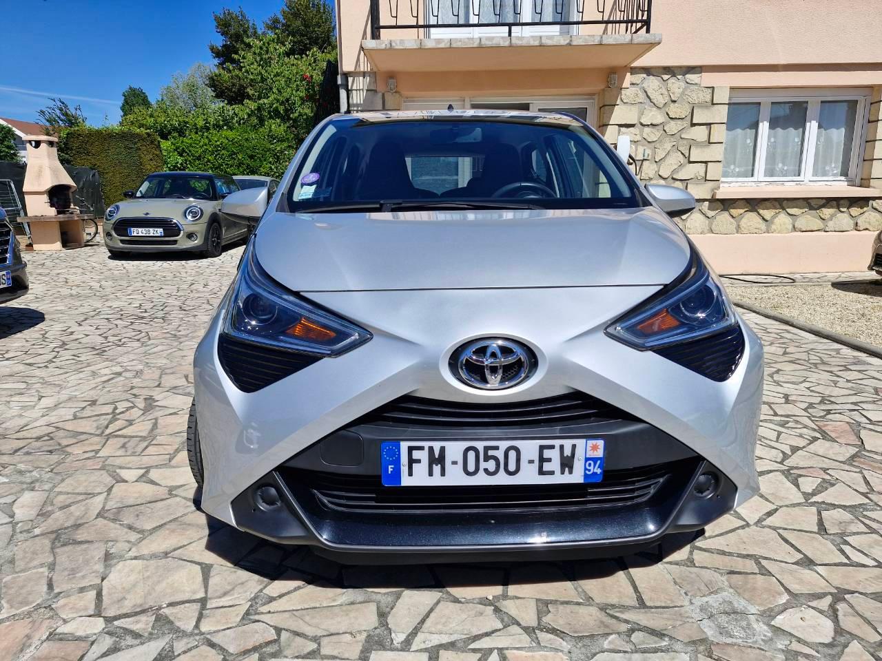 Toyota AYGO 2019 à Conflans-Sainte-Honorine