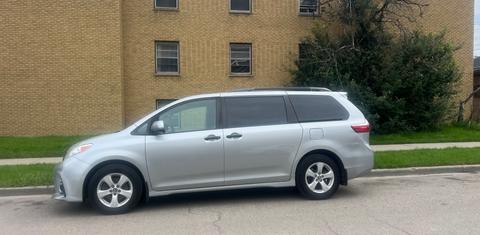 Toyota Sienna 2019