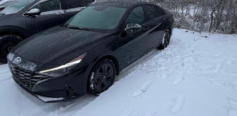 Hyundai Elantra 2022