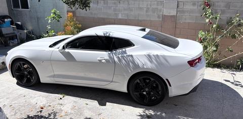 Chevrolet Camaro 2021