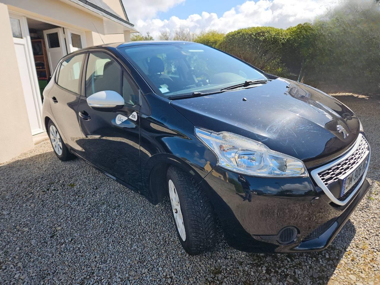 Peugeot 208 2014 in Brest