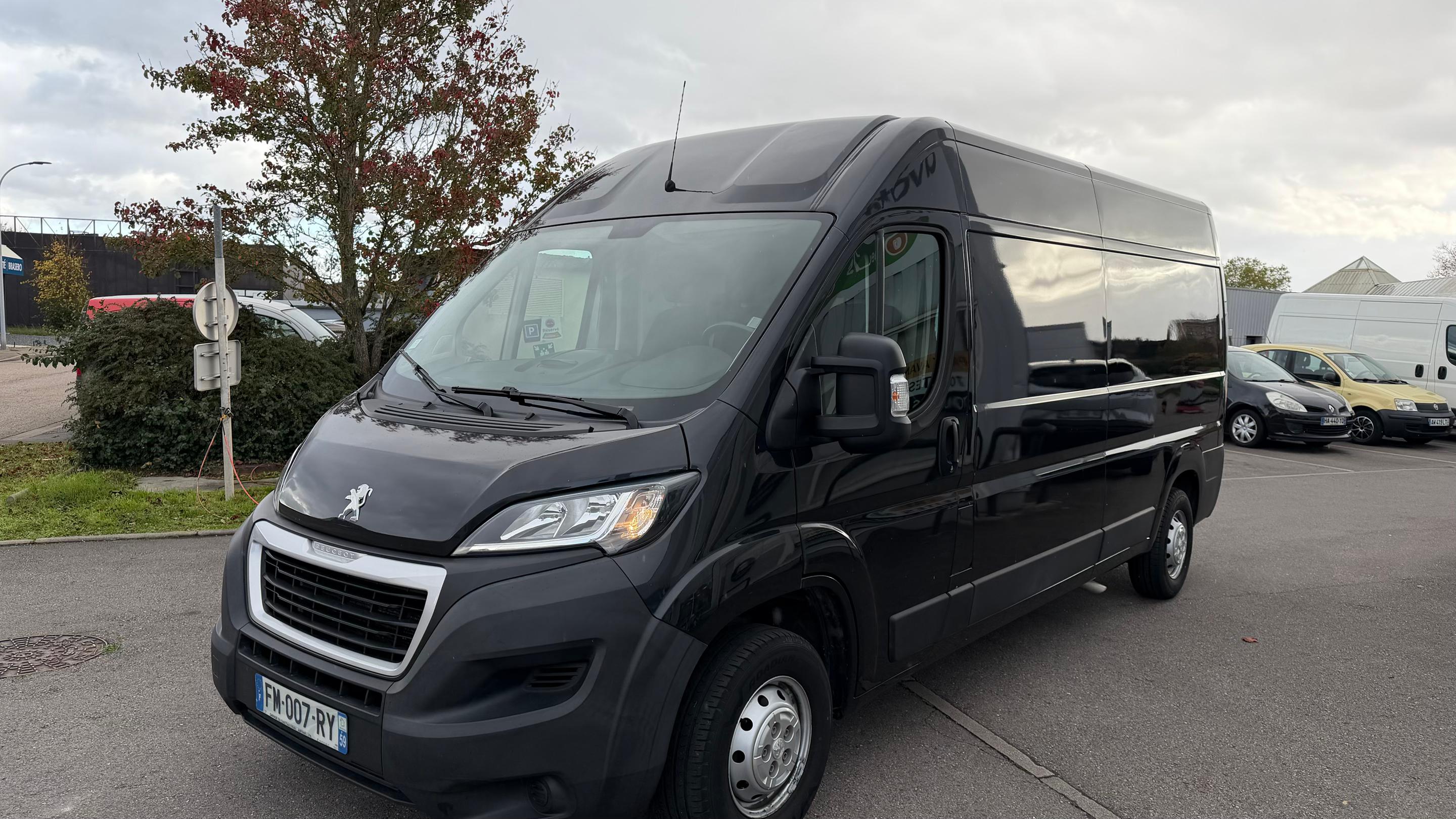 Peugeot BOXER 2019 à Terville