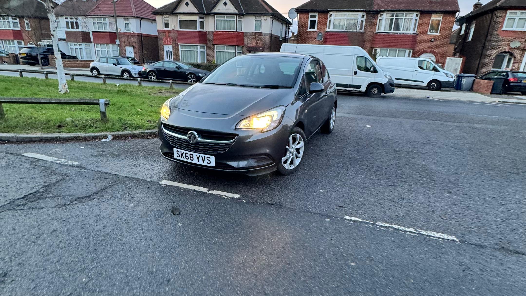 Vauxhall Corsa 2018 in London