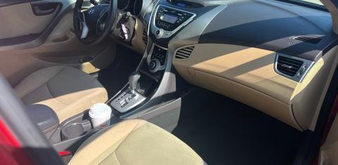 Hyundai Elantra 2012
