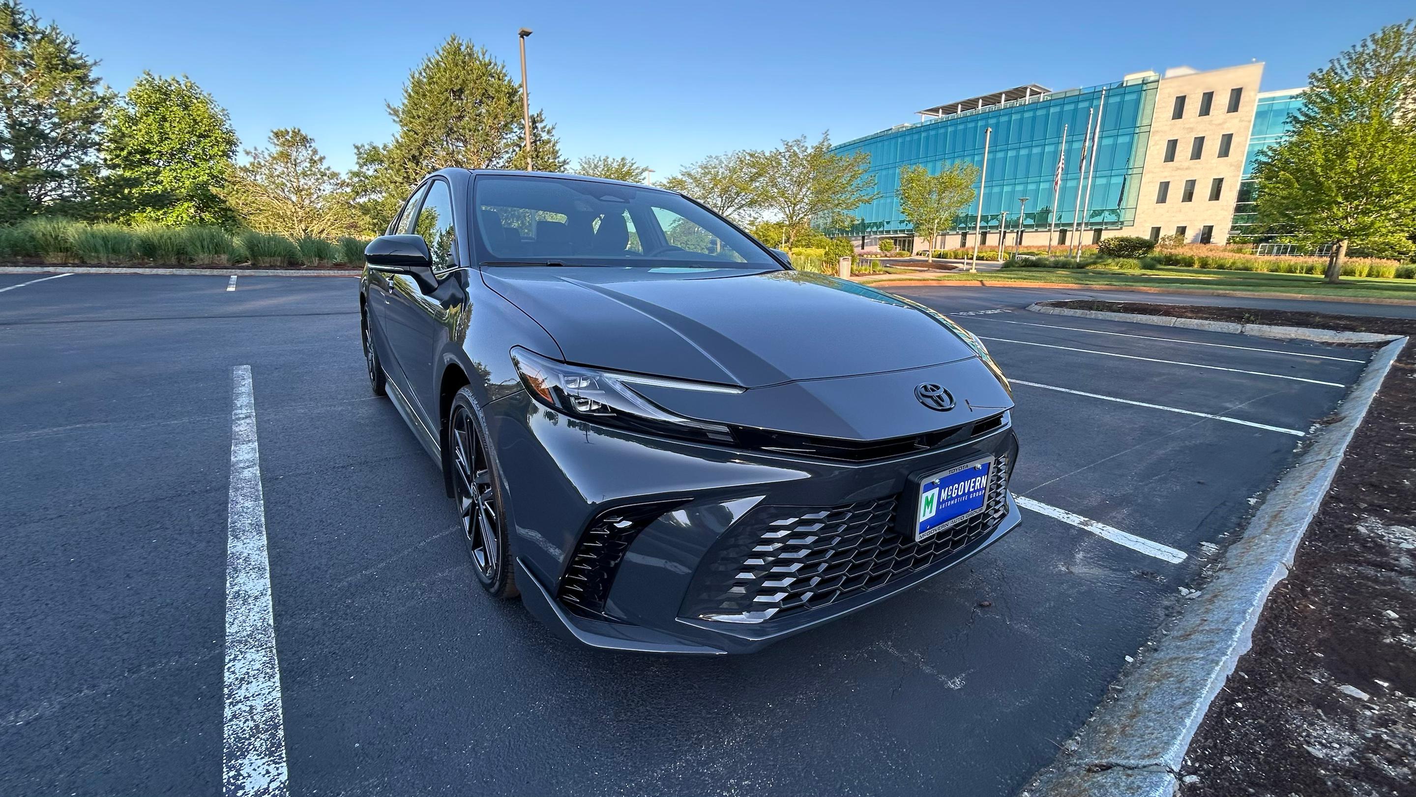 Toyota Camry Hybrid 2025 in Portsmouth, NH