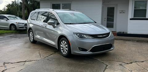 Chrysler Pacifica 2018