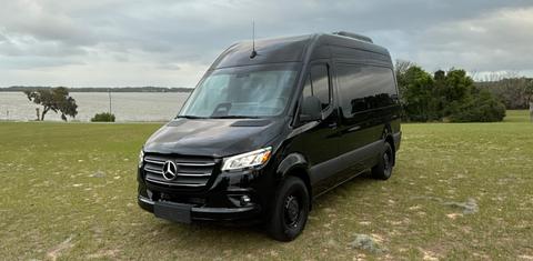 Mercedes-Benz Sprinter 2025