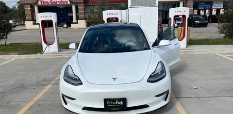 Tesla Model 3 2020