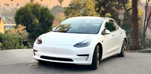 Tesla Model 3 2021