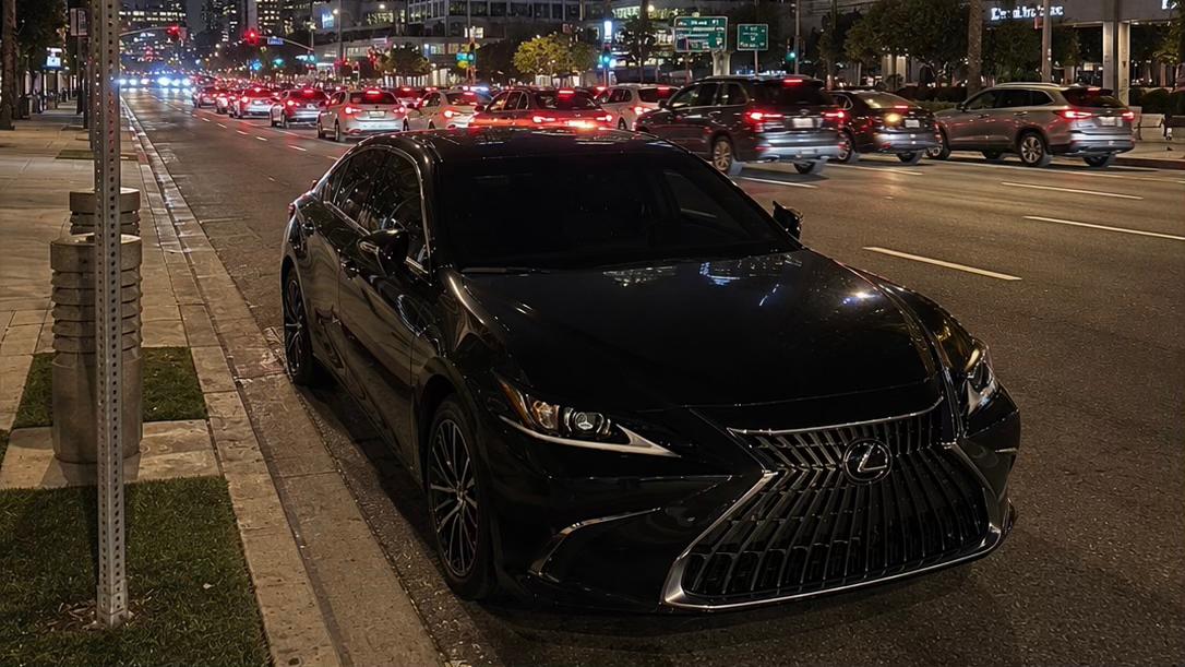 Lexus ES 2025 in 