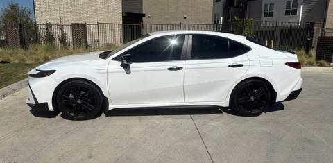 Toyota Camry Hybrid 2026