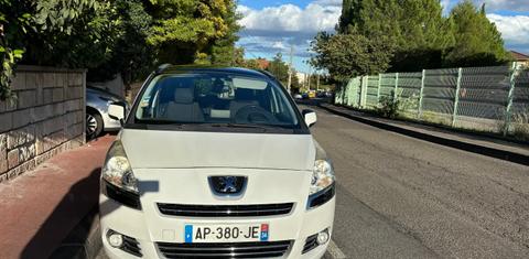 Peugeot 5008 2010