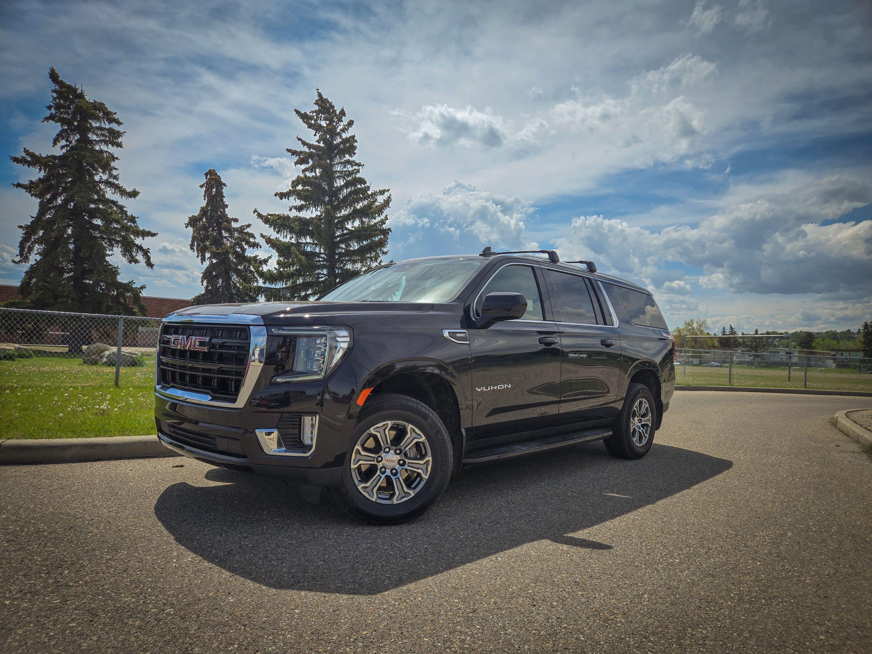 GMC Yukon XL 2024 in Calgary, AB
