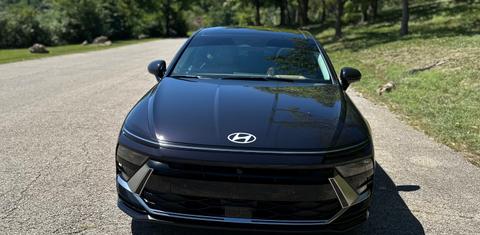 Hyundai Sonata Hybrid 2024