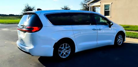 Chrysler Pacifica 2023